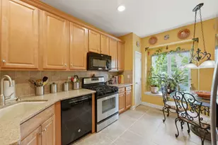 95 Osprey Ct, Secaucus, NJ 07094 - Photo 7