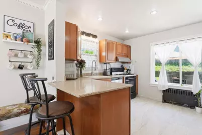 34 Livingston Ave, Kearny, NJ 07032 - Photo 13
