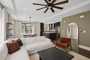 250 Henley Pl, Weehawken, NJ 07086 - Photo 1