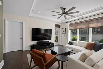 250 Henley Pl #210, Weehawken, NJ 07086 - Photo 5