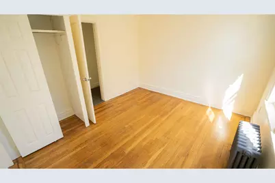573 Avenue E, Bayonne, NJ 07002 - Photo 5