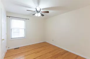 260 Custer Ave, Jersey City, NJ 07305 - Photo 9