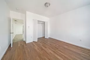 18 Wallis Ave, Jersey City, NJ 07306 - Photo 5