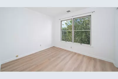 79 Sherman Pl, Jersey City, NJ 07307 - Photo 23