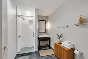31 Cambridge Wy, Weehawken, NJ 07086 - Photo 19