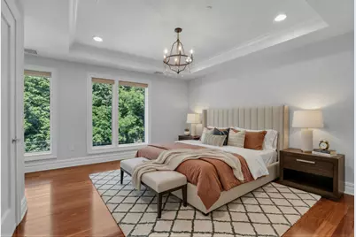 31 Cambridge Way, Weehawken, NJ 07086 - Photo 9