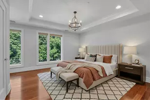 31 Cambridge Wy, Weehawken, NJ 07086 - Photo 9