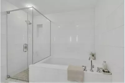 31 Cambridge Way, Weehawken, NJ 07086 - Photo 13
