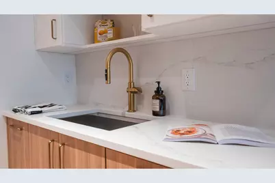 225 Montgomery St #2, Jersey City, NJ 07302 - Photo 27