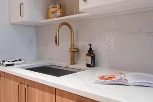 225 Montgomery St, Jersey City, NJ 07302 - Photo 27