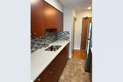 148 Undercliff Ave #4, Edgewater, NJ 07020 - Photo 1