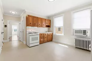 73 Newman Ave, Bayonne, NJ 07002 - Photo 11