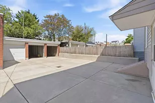 73 Newman Ave, Bayonne, NJ 07002 - Photo 3