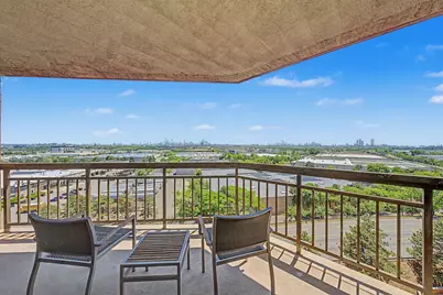 1015 Harmon Cove Tower, Secaucus, NJ 07094 - Photo 13