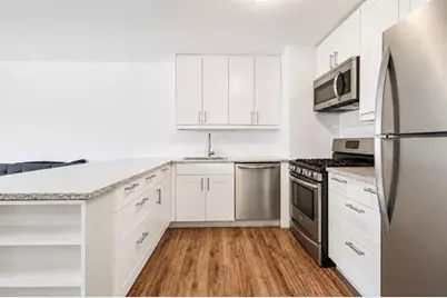 135 Montgomery St #3, Jersey City, NJ 07302 - Photo 3