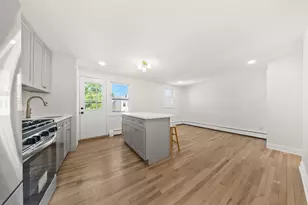 211 New York Ave, Jersey City, NJ 07307 - Photo 7