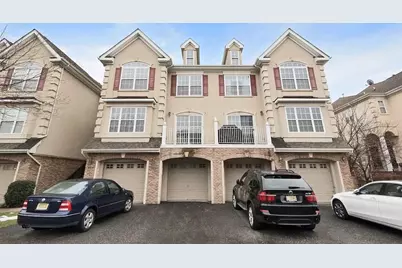 187 Blue Heron Dr, Secaucus, NJ 07094 - Photo 1