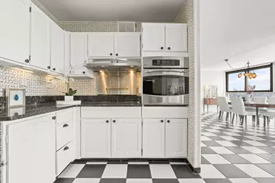 380 Mountain Rd #1112, Union City, NJ 07087 - Photo 9