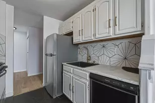 1225 Kennedy Blvd, Bayonne, NJ 07002 - Photo 3