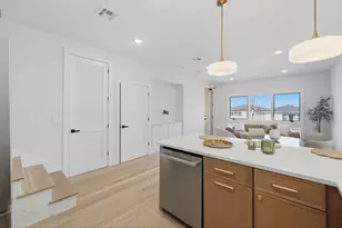 98 Western Ave, Jersey City, NJ 07307 - Photo 5