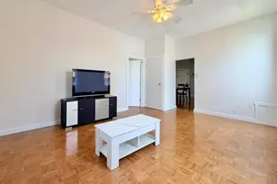 514 Monastery Pl, Union City, NJ 07087 - Photo 3