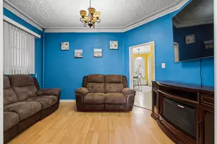 424 56th St, West New York, NJ 07093 - Photo 1