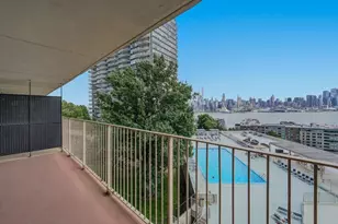 6040 Blvd E, West New York, NJ 07093 - Photo 11
