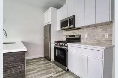 140 Avenue B #204, Bayonne, NJ 07002 - Photo 7