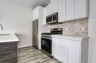 140 Avenue B, Bayonne, NJ 07002 - Photo 7
