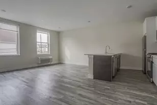 140 Avenue B, Bayonne, NJ 07002 - Photo 9