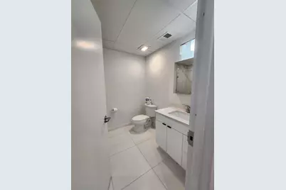 30 Vroom St #602, Jersey City, NJ 07306 - Photo 9