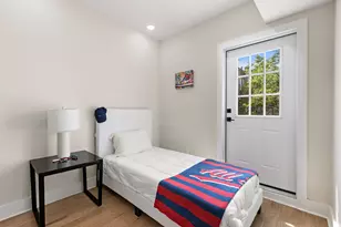 161A New York Ave, Jersey City, NJ 07307 - Photo 5