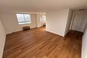 100 Manhattan Ave, Union City, NJ 07087 - Photo 5