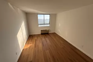 100 Manhattan Ave, Union City, NJ 07087 - Photo 7