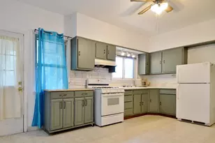 38 E 41st St, Bayonne, NJ 07002 - Photo 3