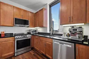 389 Washington St, Jersey City, NJ 07302 - Photo 9