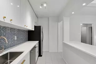 50 Glenwood Ave, Jersey City, NJ 07306 - Photo 11