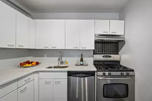 1375 River Rd, Edgewater, NJ 07020 - Photo 9