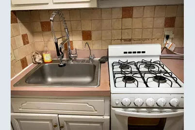 639 Palisade Ave #First Floor, Jersey City, NJ 07307 - Photo 13