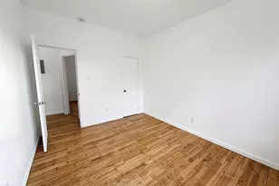 35 Rock St, Jersey City, NJ 07306 - Photo 9