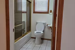 57 Wegman Pkwy, Jersey City, NJ 07305 - Photo 5