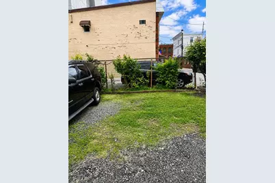 82 Vroom St #A, Jersey City, NJ 07306 - Photo 9