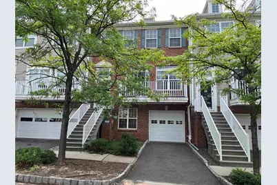 8 McMartin Ct, Jersey City, NJ 07305 - Photo 1