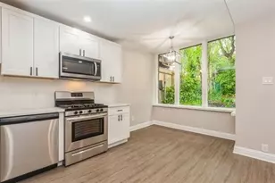 118 Parkview Ave, Weehawken, NJ 07086 - Photo 1
