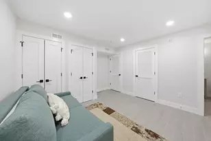 22 Lincoln St, Jersey City, NJ 07307 - Photo 17