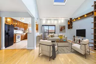 33 Green Valley Ct, Secaucus, NJ 07094 - Photo 3