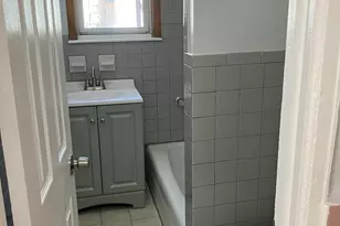 132 W 19th St, Bayonne, NJ 07002 - Photo 9