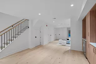 225 Montgomery St, Jersey City, NJ 07302 - Photo 7