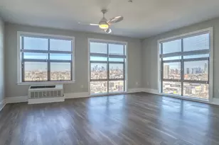 32 Oakland Ave, Jersey City, NJ 07306 - Photo 3
