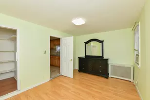 26 Charles St, Jersey City, NJ 07307 - Photo 15